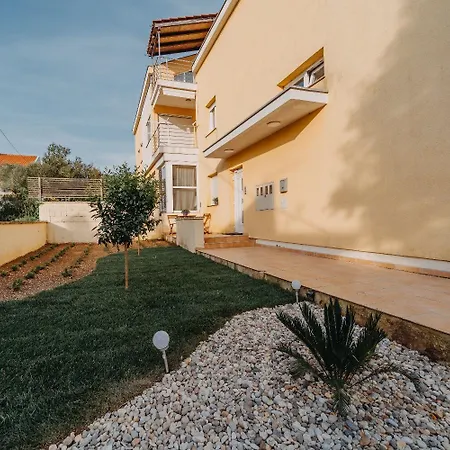 Bara - Quiet And Cozy Apartman Zadar